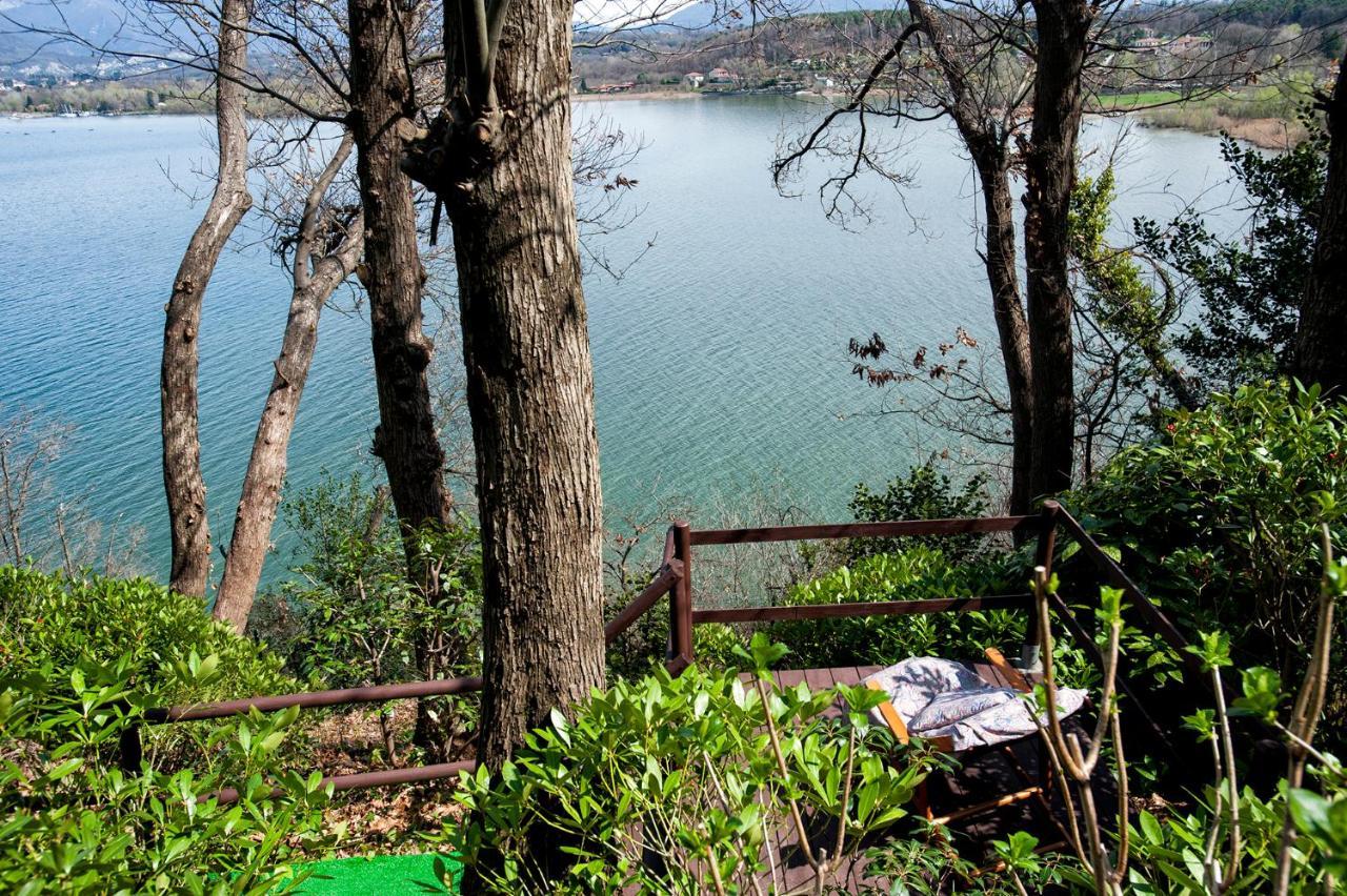 Casa Vacanze Tana Della Volpe Ispra Exterior foto
